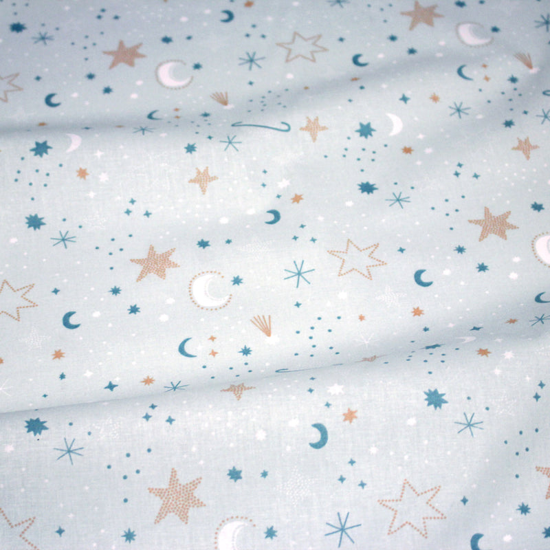 Tissu cotonnade enfant, LA VOIE LACTEE, les étoiles et la lune, tons bleus - OEKO - TEX STANDARD 100 - tissuspipi.com