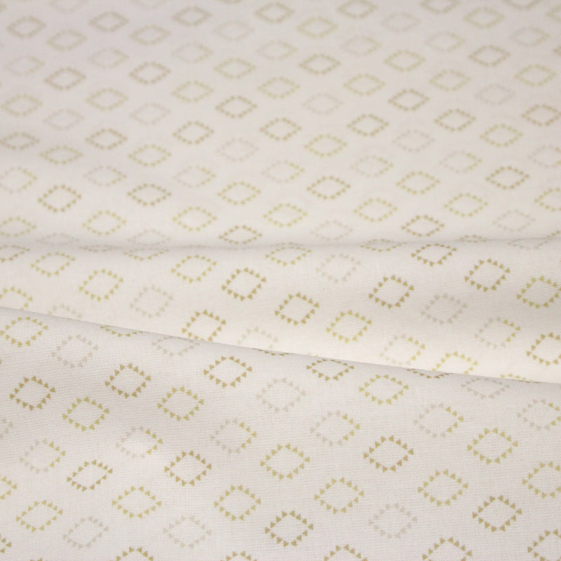 Tissu cotonnade enfant, les losanges en triangle ocres et écrus - OEKO - TEX STANDARD 100 - tissuspipi.com