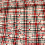 Tissu coton épais COEUR DES ALPES : carreaux traditionnels de chalet & petits cœurs tissés – 2 coloris disponibles - tissuspipi.com