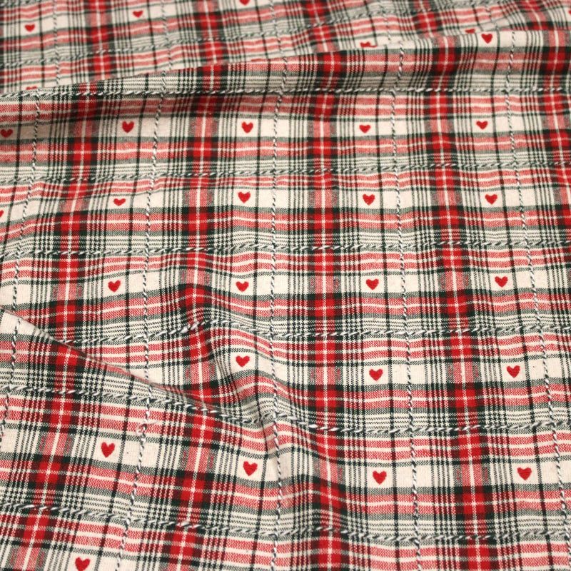 Tissu coton épais COEUR DES ALPES : carreaux traditionnels de chalet & petits cœurs tissés – 2 coloris disponibles - tissuspipi.com