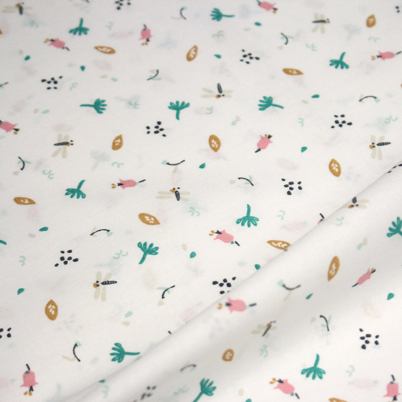 Tissu cotonnade enfant, la libellule et les fleurs - OEKO - TEX STANDARD 100 - tissuspipi.com