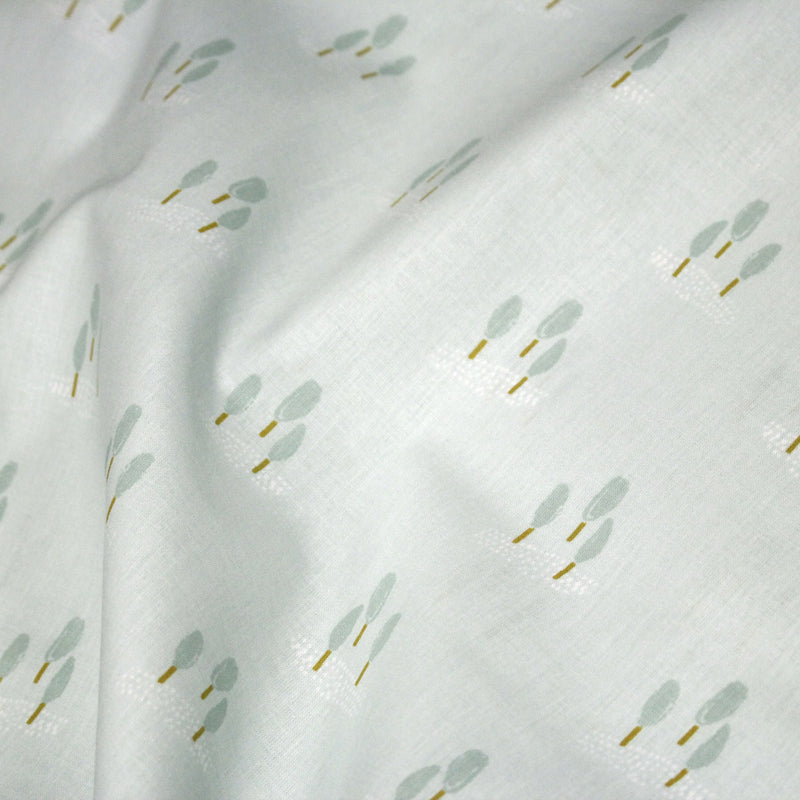 Tissu cotonnade enfant, les cyprès, fond vert pâle - OEKO - TEX STANDARD 100 - tissuspipi.com