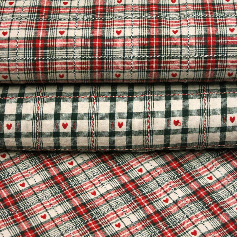 Tissu coton épais COEUR DES ALPES : carreaux traditionnels de chalet & petits cœurs tissés – 2 coloris disponibles - tissuspipi.com