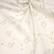 Tissu cotonnade enfant, les cyprès et les oiseaux, fond blanc cassé - OEKO - TEX STANDARD 100 - tissuspipi.com