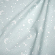Tissu cotonnade enfant, constellation blanche, lune et étoiles fond vert clair - OEKO - TEX STANDARD 100 - tissuspipi.com