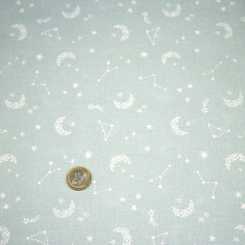 Tissu cotonnade enfant, constellation blanche, lune et étoiles fond vert clair - OEKO - TEX STANDARD 100 - tissuspipi.com