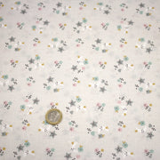 Tissu cotonnade enfant, fines fleurs, lunes et étoiles - OEKO - TEX STANDARD 100 - tissuspipi.com