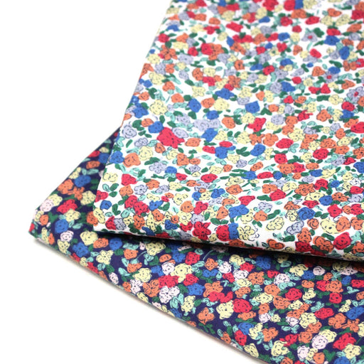 Tissu cotonnade fleurie ZELIE, fines fleurs & fond bleu ou blanc - OEKO - TEX - tissuspipi.com