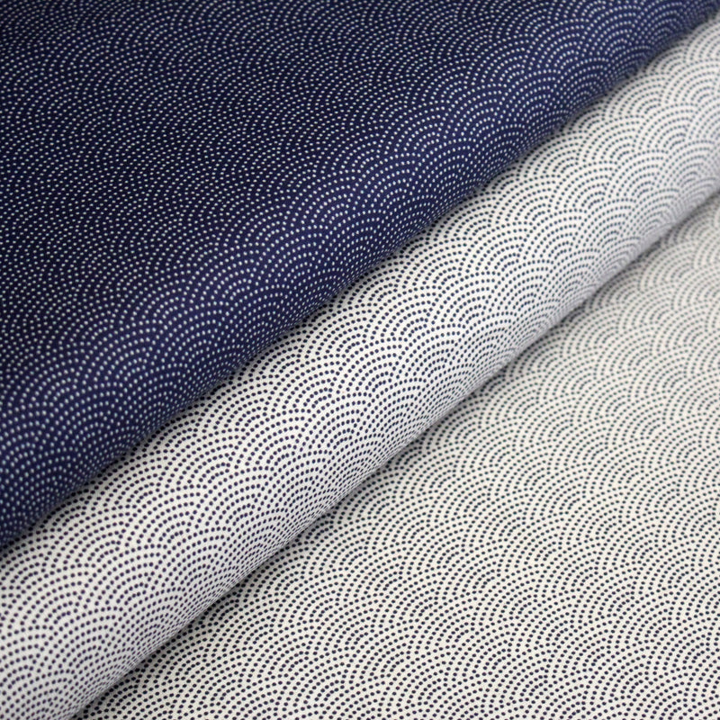Tissu cotonnade motif japonais SEIGAIHA : écru/bleu et bleu/écru - COLLECTION JAPON INDIGO - tissuspipi.com