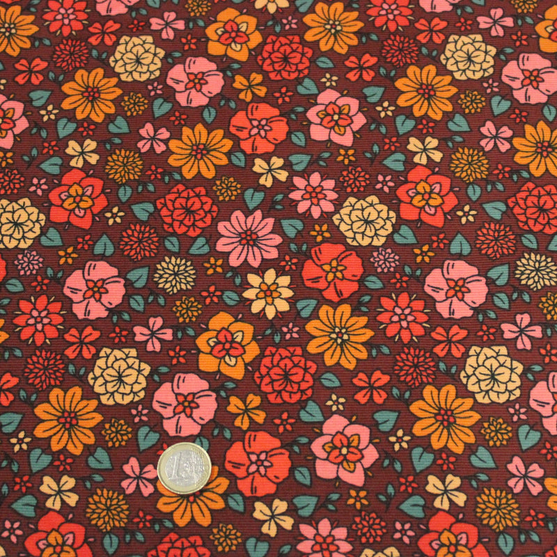 Tissu velours milleraies imprimé SEVENTIES choco aux fleurs rouge roses oranges - STANDARD 100 OEKO-TEX - tissuspipi.com