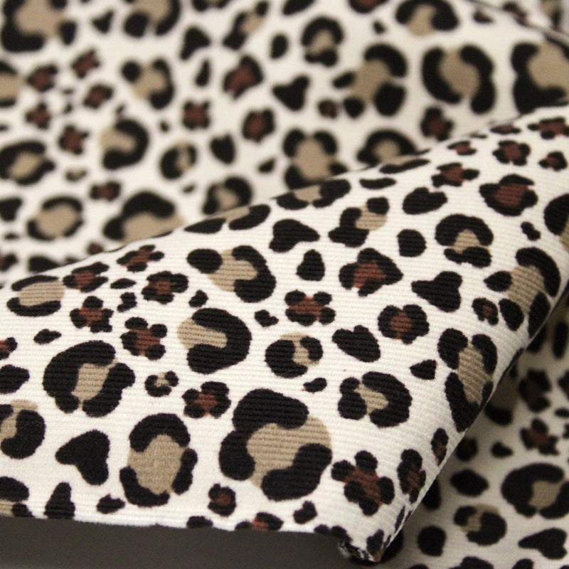 Tissu velours milleraies imprimé Léopard écru, noir, marron, grège - STANDARD 100 OEKO-TEX - tissuspipi.com