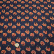 Tissu coton fin imprimé INDIENNES, bleu aux motifs floraux BOOTA rouges - STANDARD 100 OEKO - TEX - tissuspipi.com