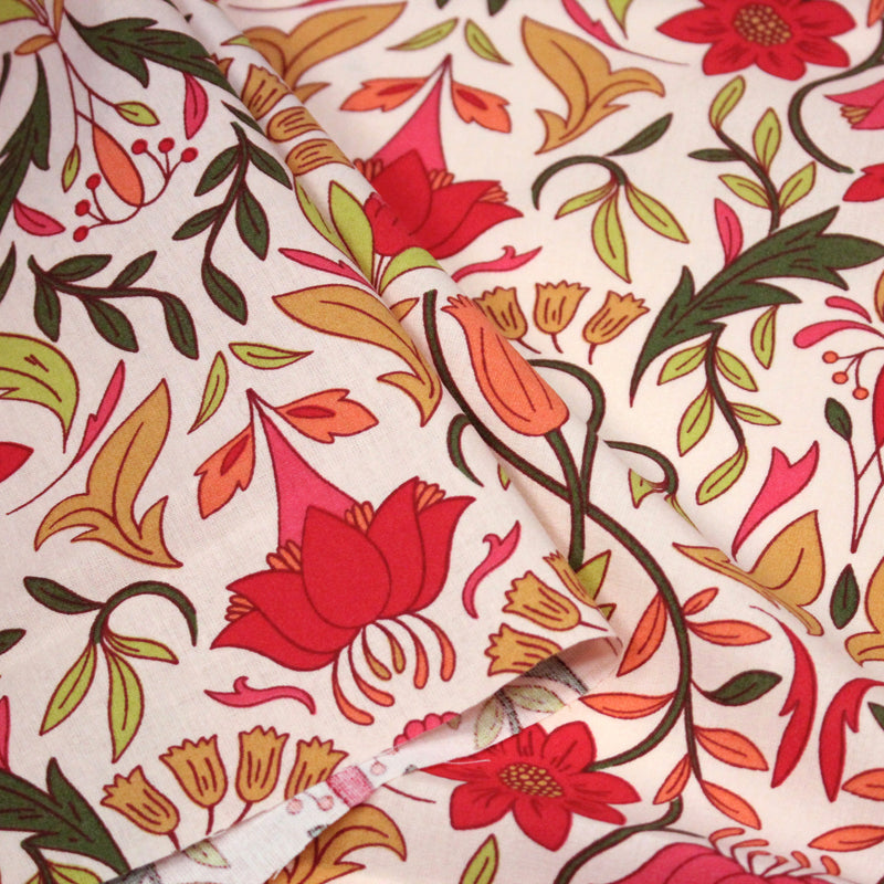 Tissu cotonnade fleuri typique ART NOUVEAU, tons corail, roses et verts - OEKO - TEX STANDARD 100 - tissuspipi.com