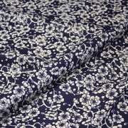 Tissu cotonnade motif japonais HANA aux fleurs de cerisier : écru/bleu et bleu/écru - tissuspipi.com