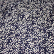Tissu cotonnade motif japonais HANA aux fleurs de cerisier : écru/bleu et bleu/écru - tissuspipi.com