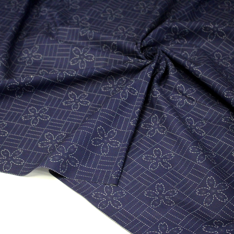 Tissu cotonnade motif japonais SASHIKO tons bleus & écrus - tissuspipi.com