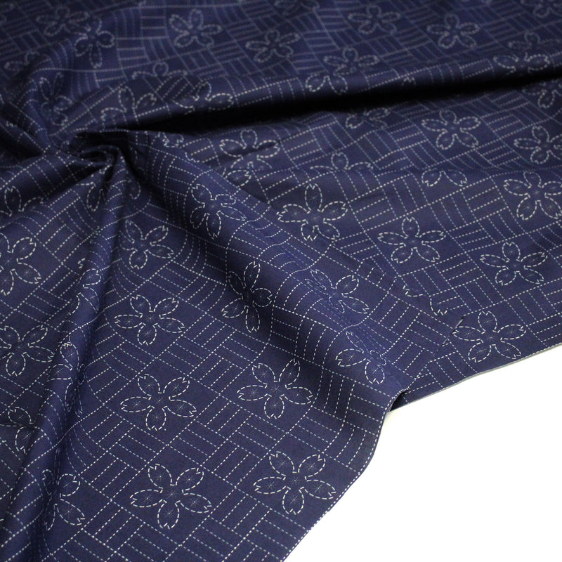 Tissu cotonnade motif japonais SASHIKO tons bleus & écrus - tissuspipi.com