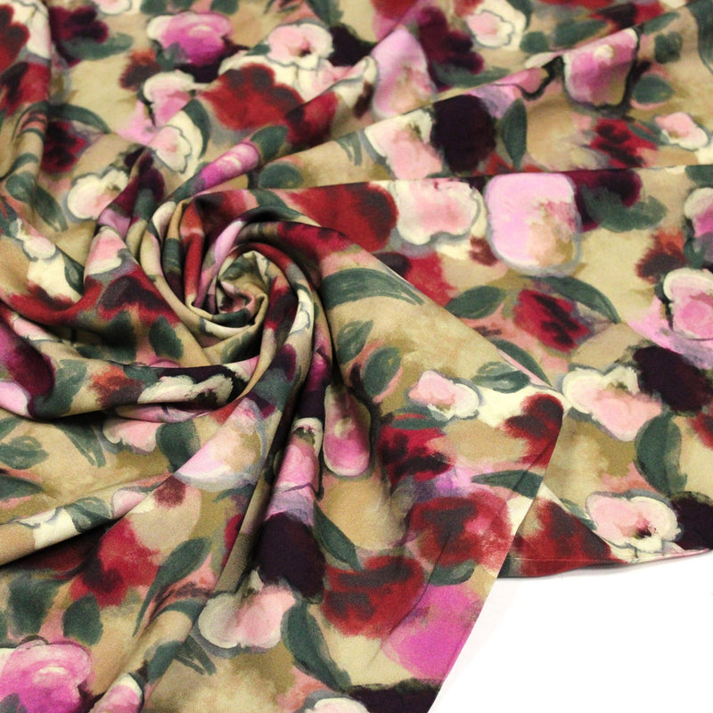 Tissu Viscose fluide aux fleurs aquarelle tons roses, vert pâle, rouges – STANDARD 100 OEKO-TEX - tissuspipi.com