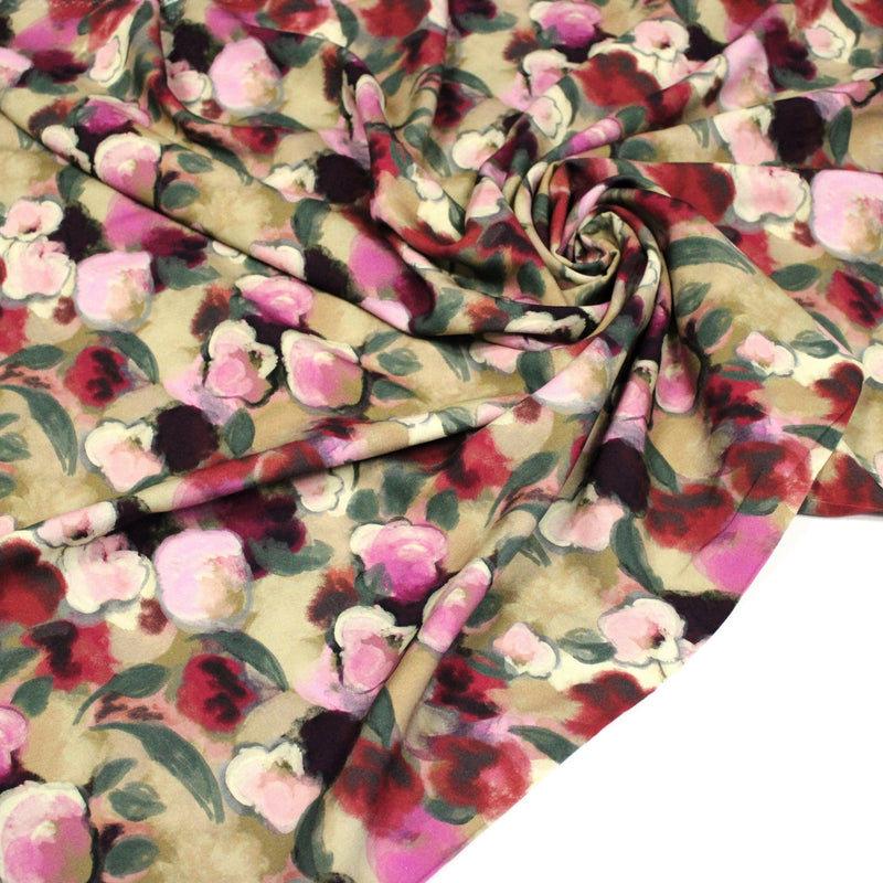 Tissu Viscose fluide aux fleurs aquarelle tons roses, vert pâle, rouges – STANDARD 100 OEKO-TEX - tissuspipi.com