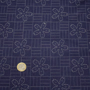 Tissu cotonnade motif japonais SASHIKO tons bleus & écrus - tissuspipi.com