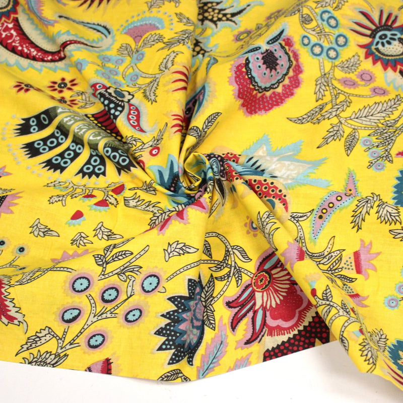 Tissu coton fin imprimé INDIENNES, jaune aux fleurs et motifs indiens multicolores - tissuspipi.com