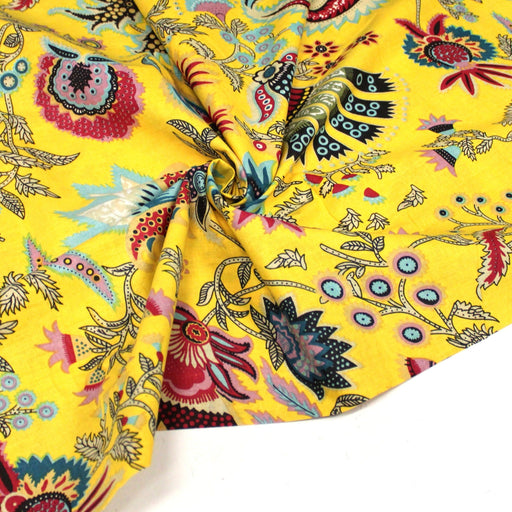 Tissu coton fin imprimé INDIENNES, jaune aux fleurs et motifs indiens multicolores - tissuspipi.com