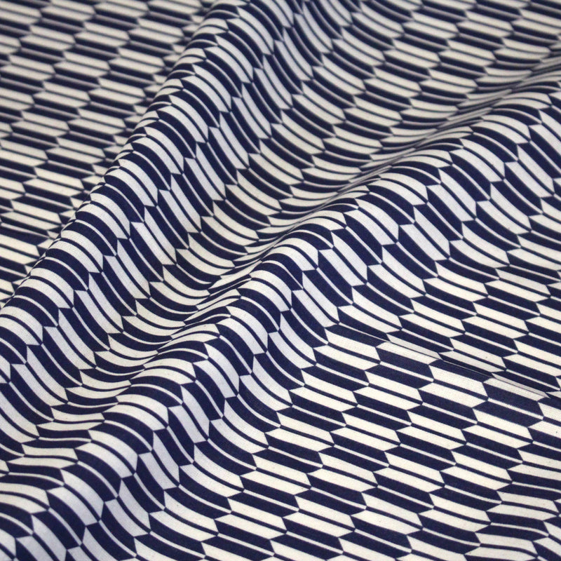Tissu cotonnade motif japonais YAGASURI, flèches bleues & écrues - tissuspipi.com
