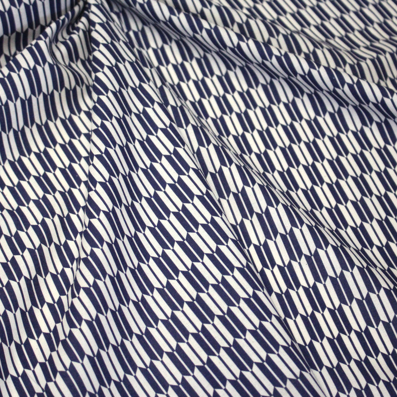 Tissu cotonnade motif japonais YAGASURI, flèches bleues & écrues - tissuspipi.com