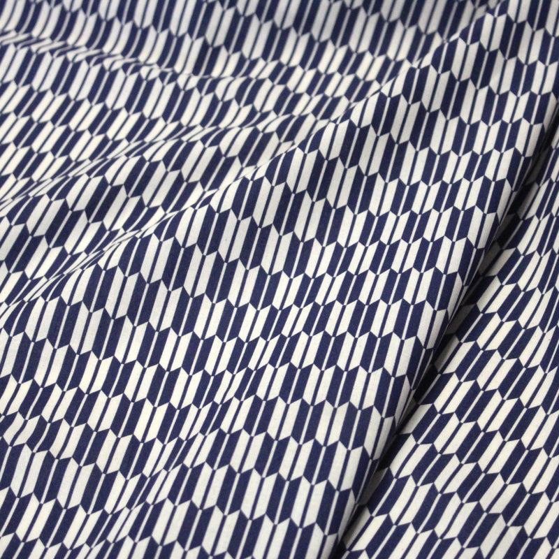Tissu cotonnade motif japonais YAGASURI, flèches bleues & écrues - tissuspipi.com