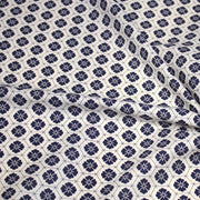 Tissu cotonnade motif japonais KIKKŌ HANABISHI, fleurs & hexagone, bleu & écru - tissuspipi.com