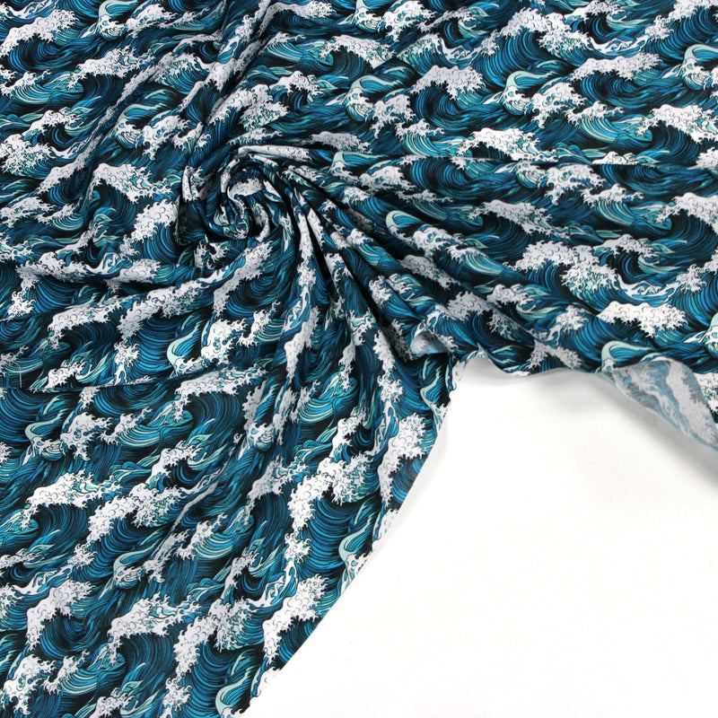 Tissu cotonnade motif japonais de la vague Kanagawa d’Hokusai, tons vert canard & blancs - OEKO - TEX - tissuspipi.com