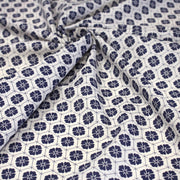Tissu cotonnade motif japonais KIKKŌ HANABISHI, fleurs & hexagone, bleu & écru - tissuspipi.com