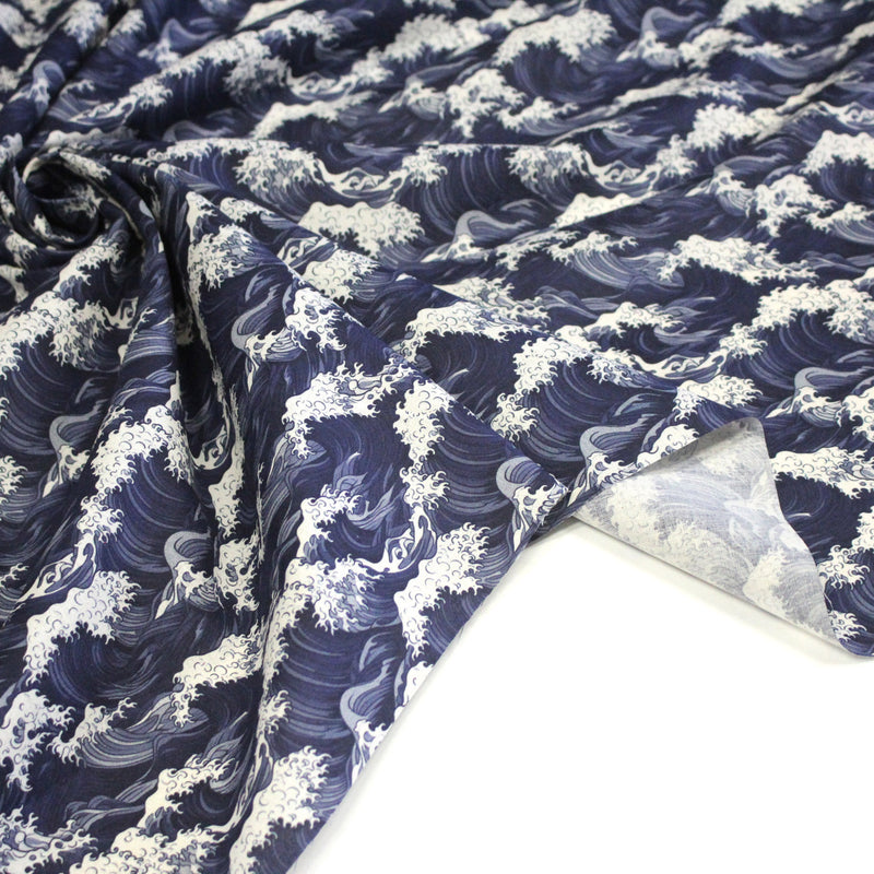 Tissu cotonnade motif de la vague d'HOKUSAI, tons bleus & écrus - tissuspipi.com