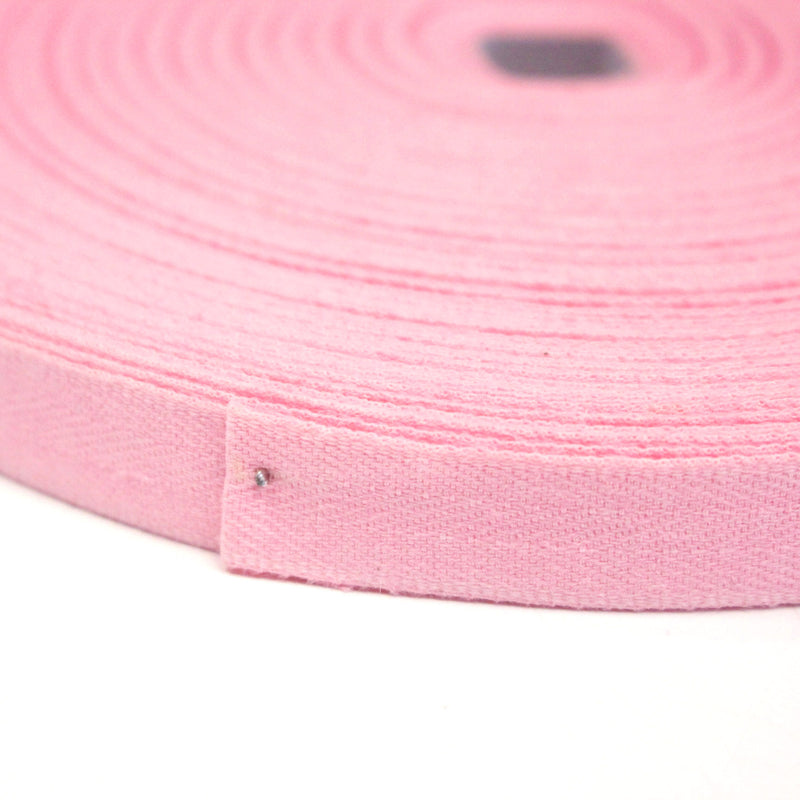 Ruban sergé de coton rose pâle 15mm - Galette de 50 mètres - Fabrication française - tissuspipi.com