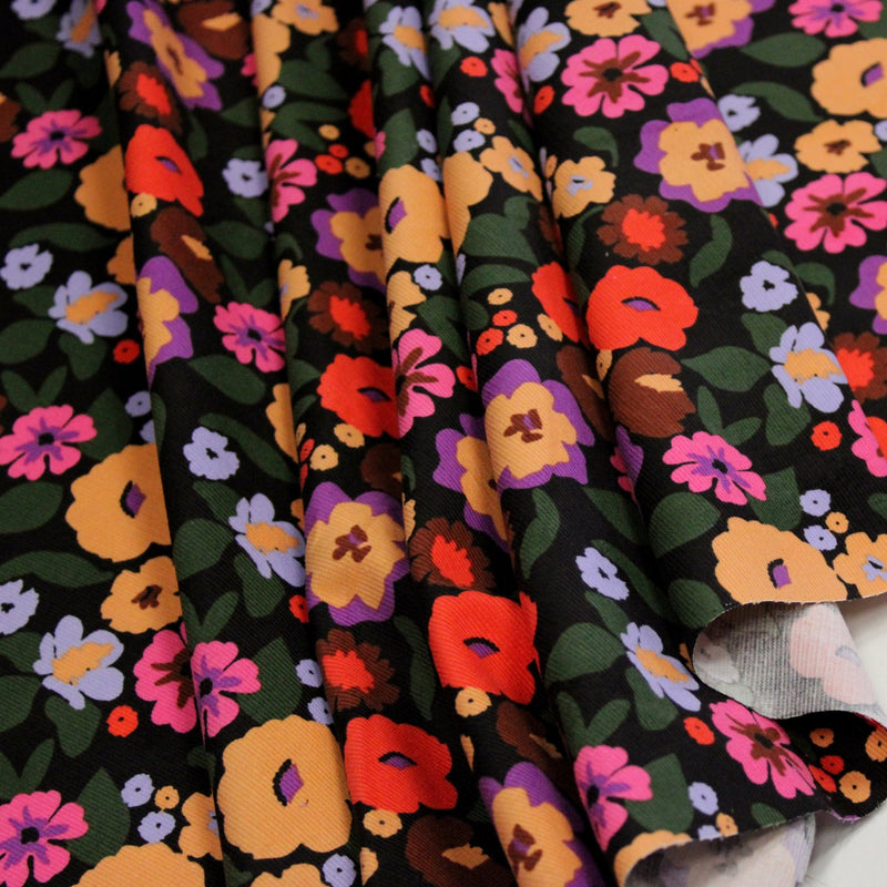 Tissu velours milleraies imprimé automnal coloré aux fleurs oranges, ocres, violettes - STANDARD 100 OEKO-TEX - tissuspipi.com