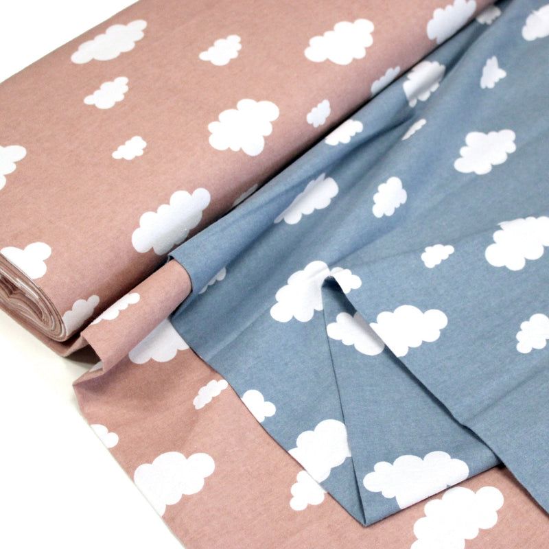 Tissu flanelle coton gratté BLEU ou ROSE aux nuages blancs, collection enfant, parfait pour pyjamas & draps - STANDARD 100 OEKO-TEX - tissuspipi.com