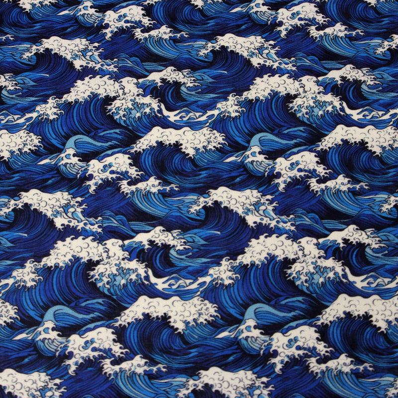Tissu cotonnade motif japonais de la vague Kanagawa d’Hokusai, tons bleus & blancs - OEKO - TEX - tissuspipi.com
