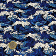 Tissu cotonnade motif japonais de la vague Kanagawa d’Hokusai, tons bleus & blancs - OEKO - TEX - tissuspipi.com