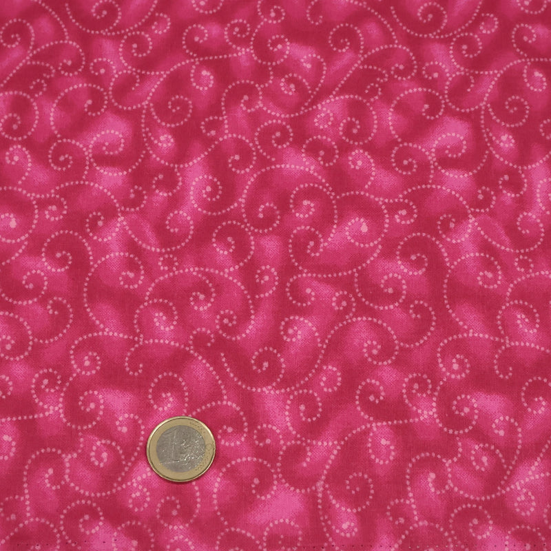 Tissu cotonnade faux-uni fuchsia aux arabesques roses, Grande largeur 280cm de large - MADE IN INDIA - tissuspipi.com