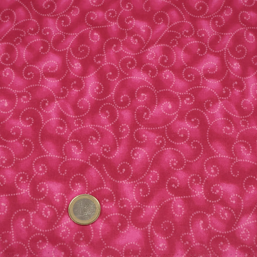 Tissu cotonnade faux-uni fuchsia aux arabesques roses, Grande largeur 280cm de large - MADE IN INDIA - tissuspipi.com