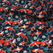 Tissu cotonnade motif japonais KOï aux poissons carpes koï rouges, fleurs et fond bleu - OEKO - TEX - tissuspipi.com