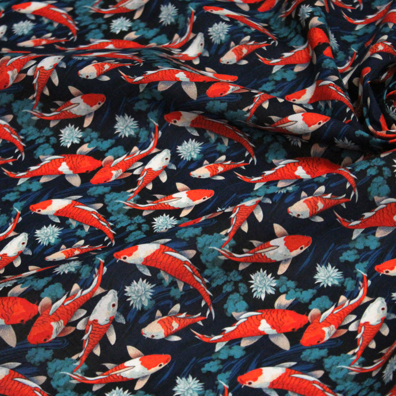 Tissu cotonnade motif japonais KOï aux poissons carpes koï rouges, fleurs et fond bleu - OEKO - TEX - tissuspipi.com