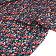 Tissu cotonnade motif japonais KOï aux poissons carpes koï rouges, fleurs et fond bleu - OEKO - TEX - tissuspipi.com