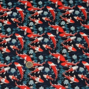 Tissu cotonnade motif japonais KOï aux poissons carpes koï rouges, fleurs et fond bleu - OEKO - TEX - tissuspipi.com