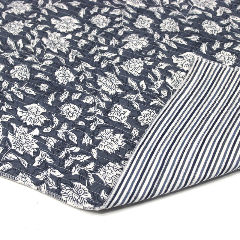 Tissu matelassé coton indien, motif traditionnel floral : nombreuses couleurs et fleuris au choix! - tissuspipi.com