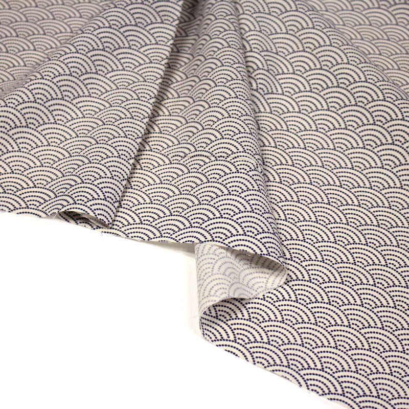 Tissu cotonnade motif japonais SEIGAIHA : écru/bleu et bleu/écru - COLLECTION JAPON INDIGO - tissuspipi.com