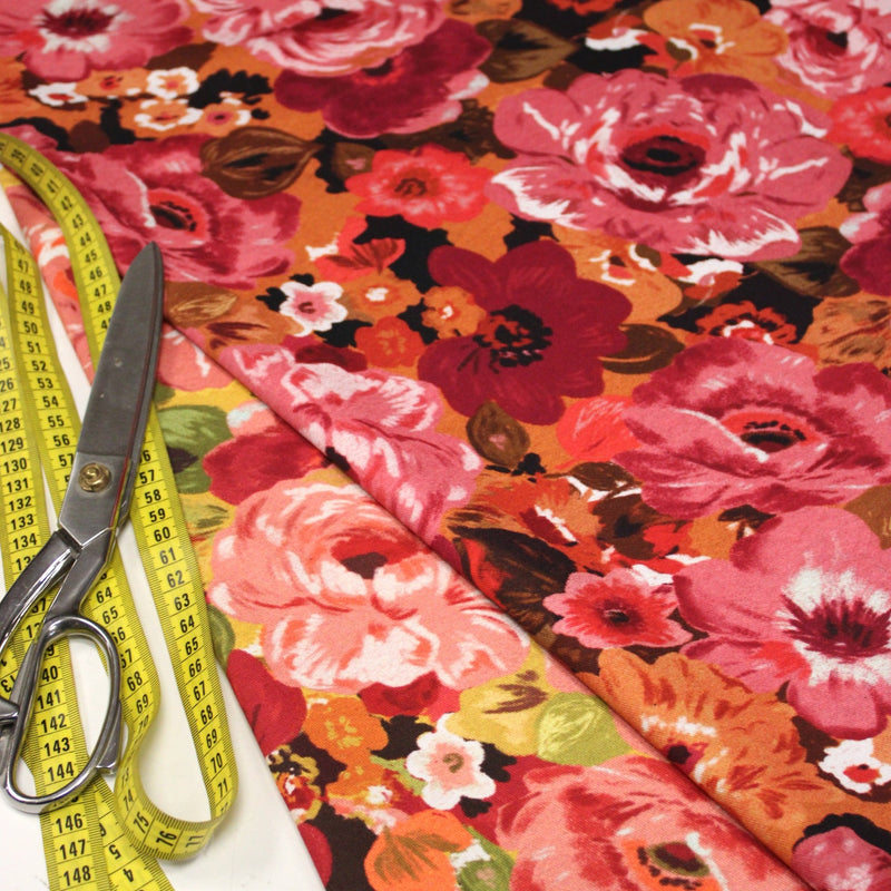 Tissu gabardine coton imprimée fleuri Vintage : tons estivaux ou tons automnaux - OEKO-TEX STANDARD 100 - tissuspipi.com