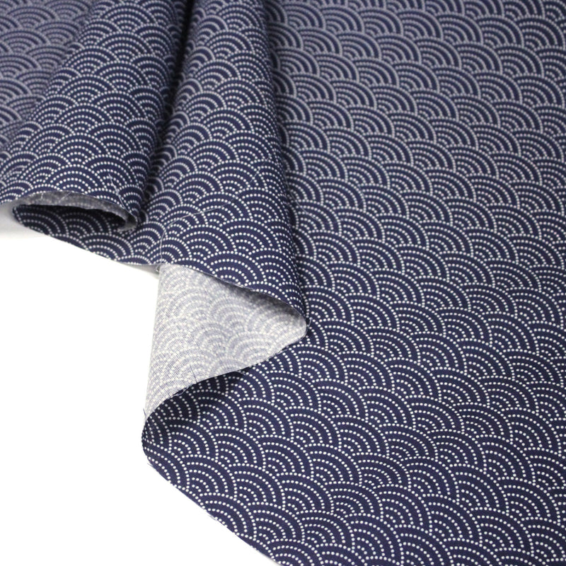 Tissu cotonnade motif japonais SEIGAIHA : écru/bleu et bleu/écru - COLLECTION JAPON INDIGO - tissuspipi.com
