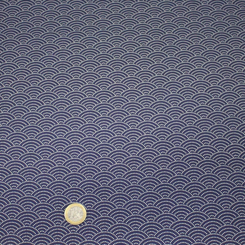 Tissu cotonnade motif japonais SEIGAIHA : écru/bleu et bleu/écru - COLLECTION JAPON INDIGO - tissuspipi.com