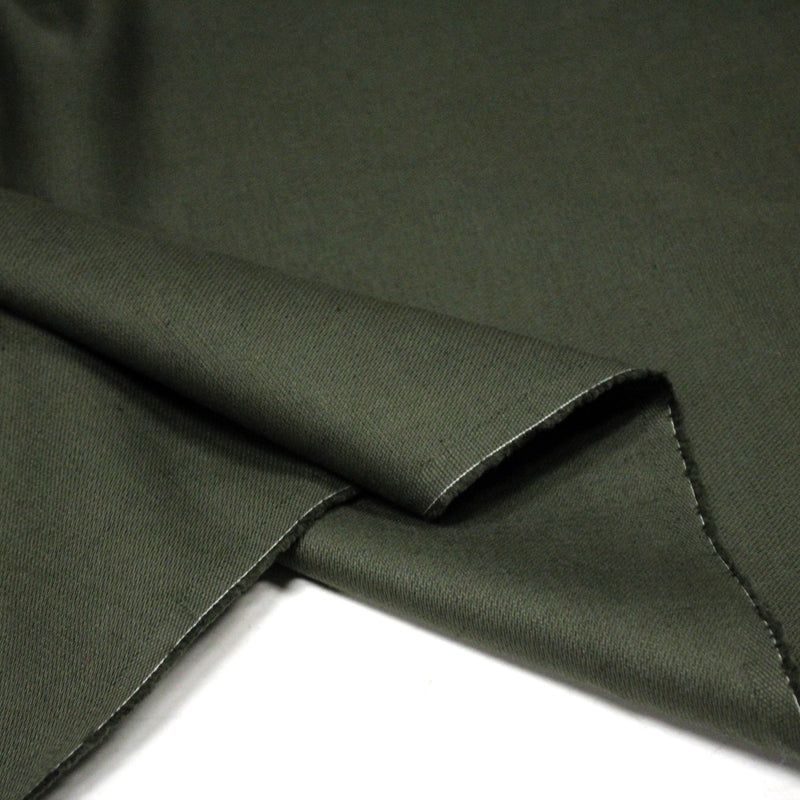 Tissu sergé de coton vert kaki, tissage fin - tissuspipi.com